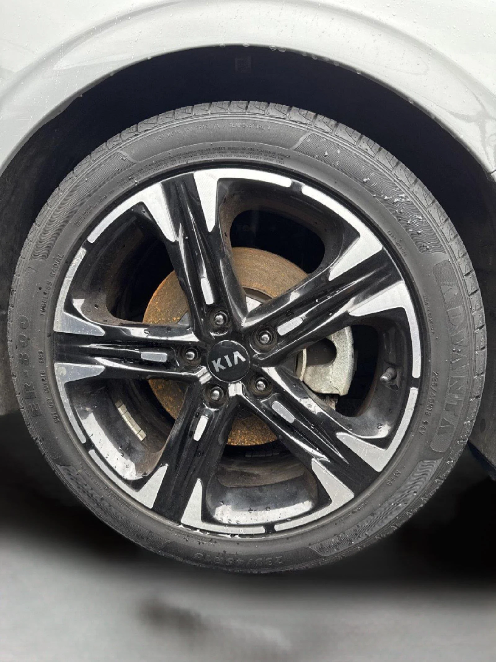 Used 2021 Wolf Gray Kia GT-Line image 12