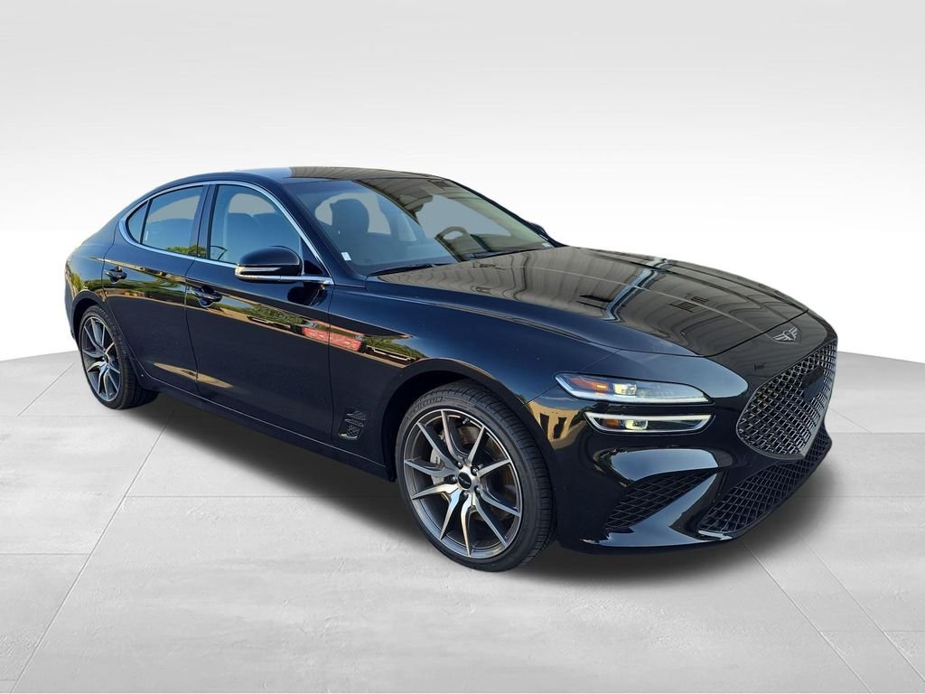 2026 GENESIS G70 Standard - Photo 7