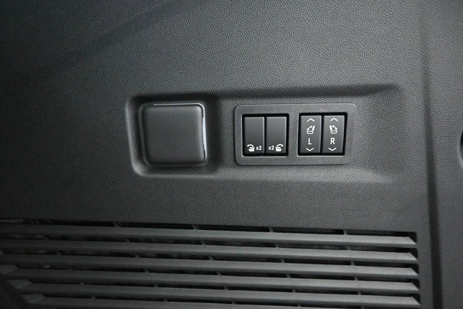 New 2026 Sterling Metallic GMC Denali image 23