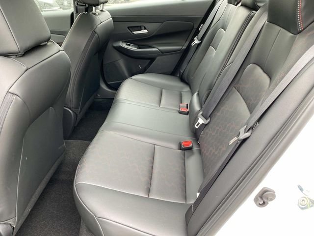 New 2026 Aspen White TriCoat / Super Black Two-tone Nissan SR image 6
