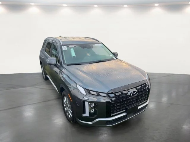 Used 2024 Gray Hyundai SEL image 8