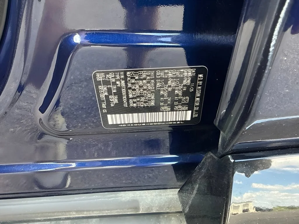 Used 2026 Blue Nissan Platinum image 39
