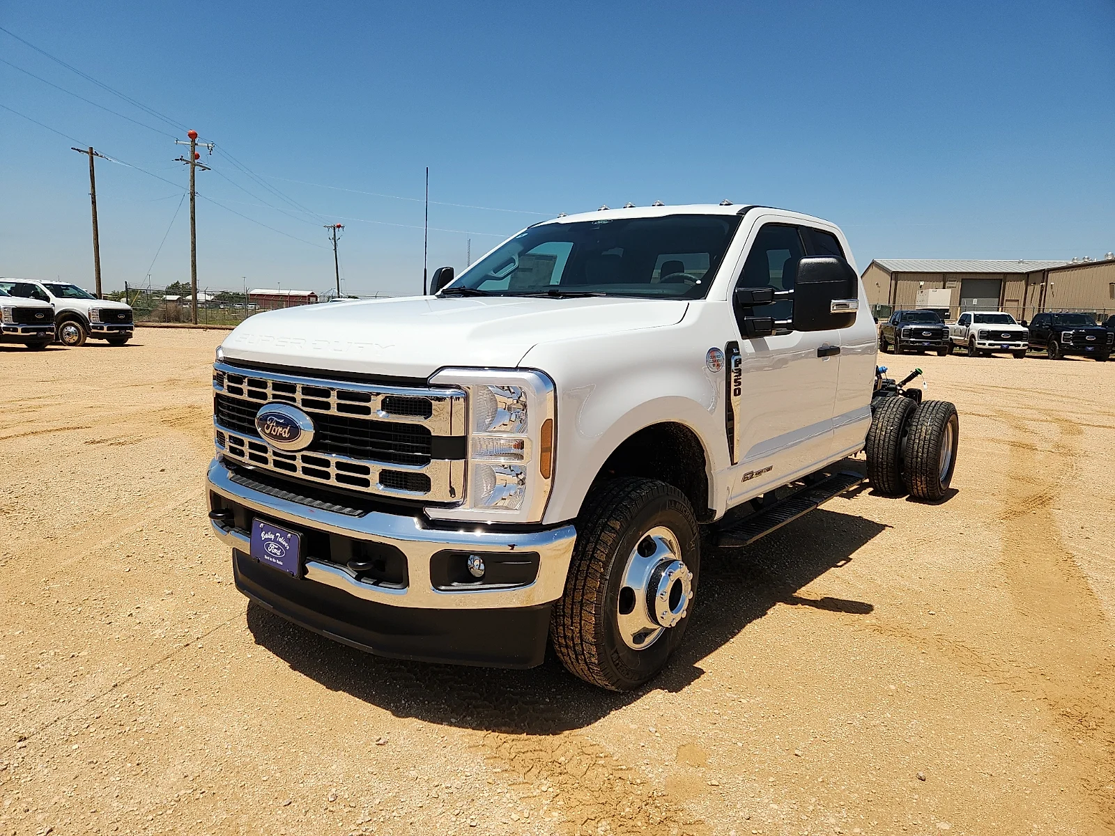 New 2026 Oxford White Ford F-350® XL image 3