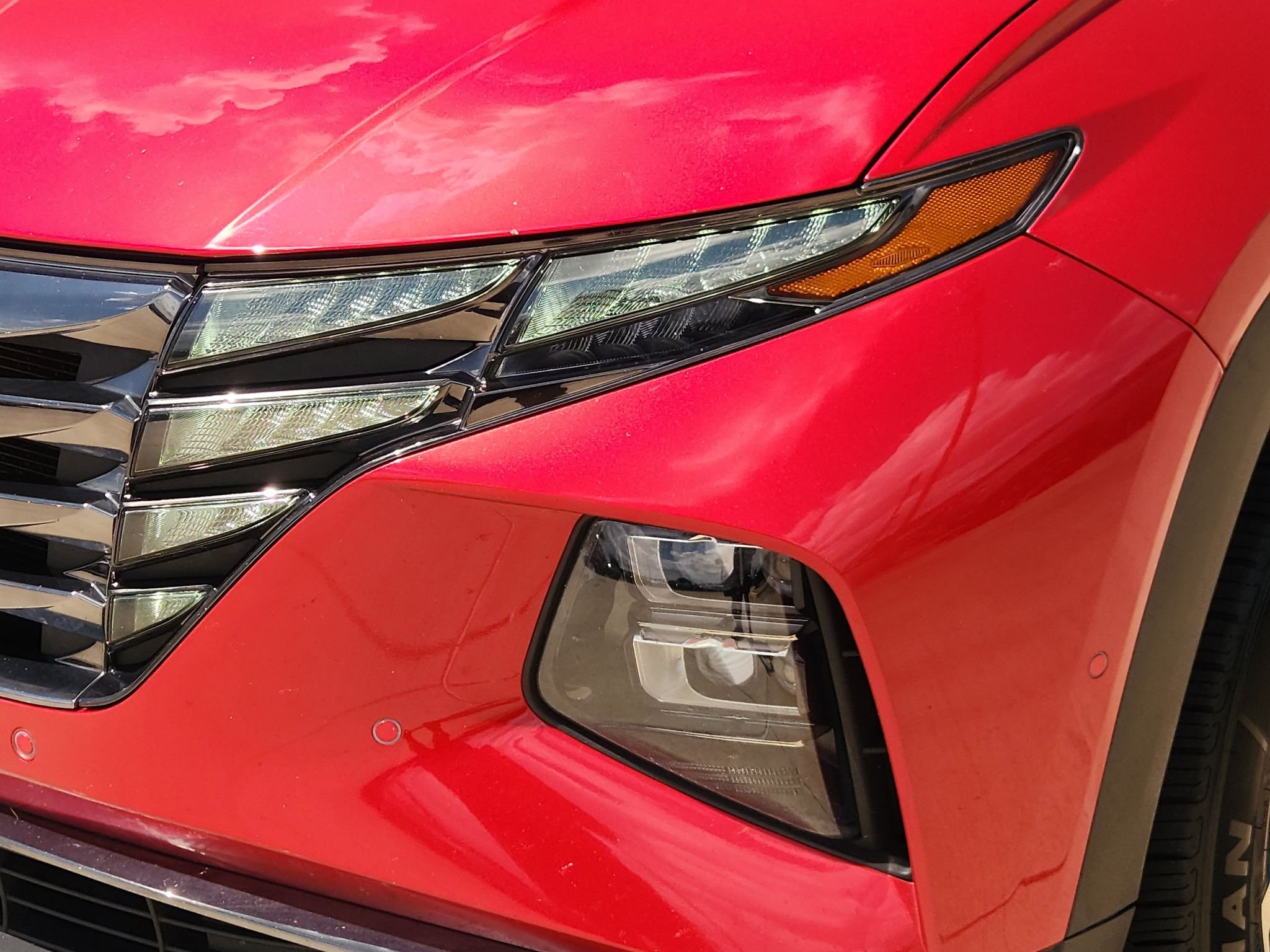 Used 2023 Calypso Red Hyundai Limited image 10