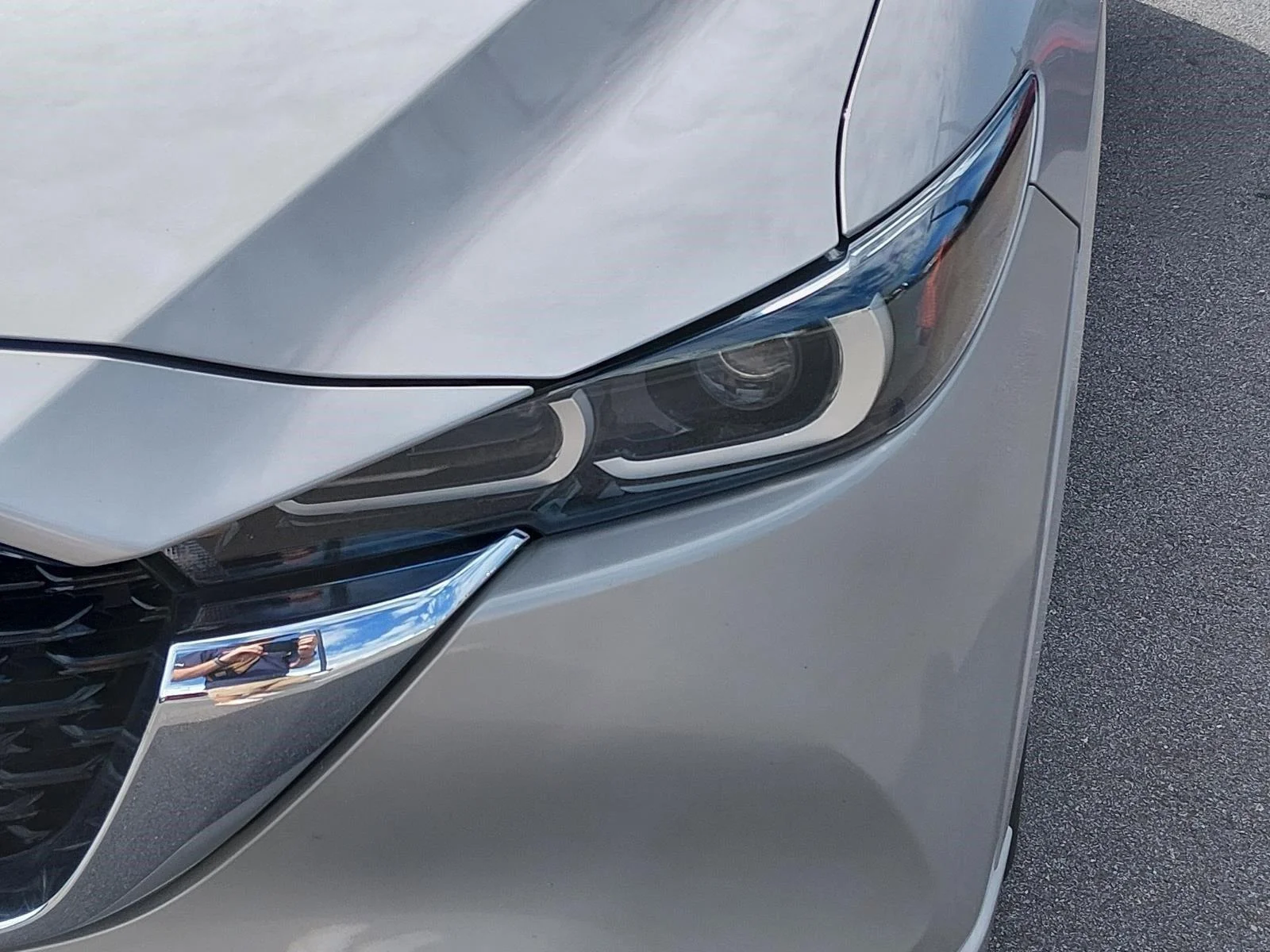Certified Used 2025 Platinum Quartz Metallic Mazda 2.5 S Preferred Package image 10