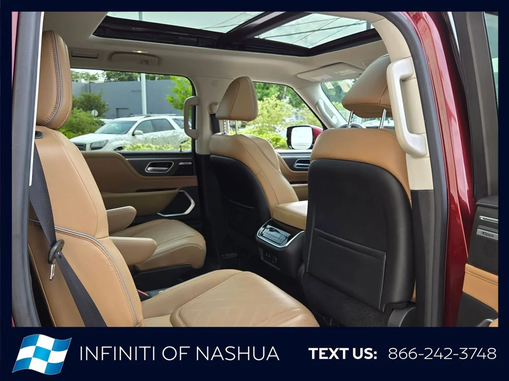 Certified Used 2025 Red INFINITI LUXE image 17