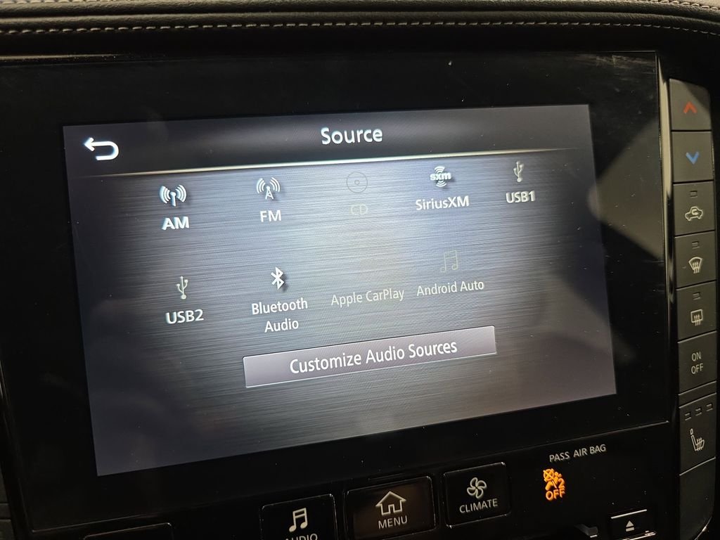Certified Used 2023 Graphite Shadow INFINITI LUXE image 18