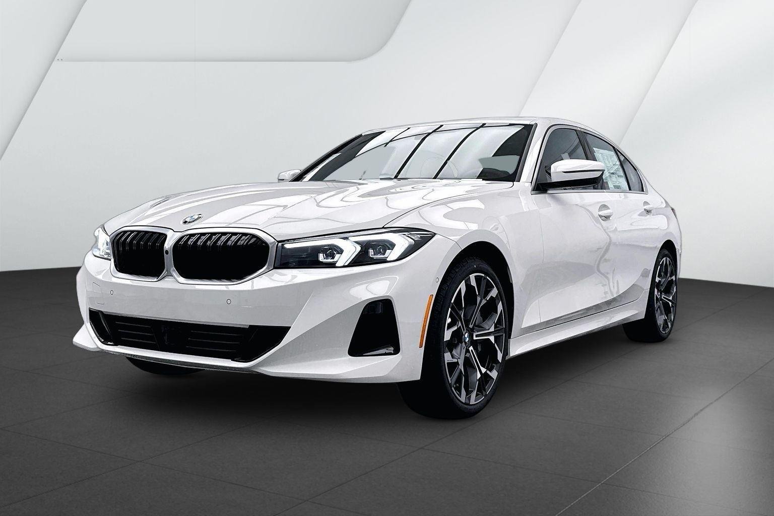 New 2026 Alpine White BMW 330i xDrive image 3