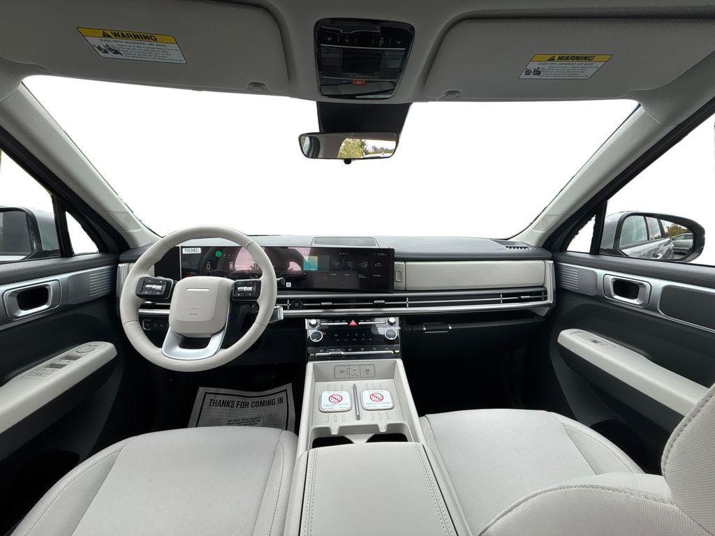 New 2026 Silver Hyundai SE image 9