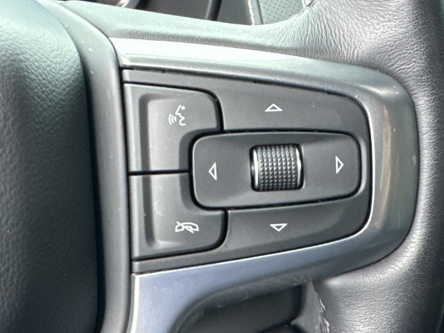 Used 2024 Black Chevrolet Premier image 31
