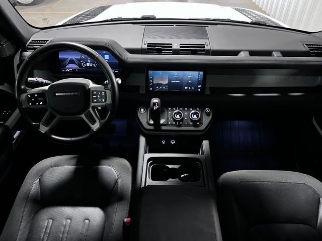 Used 2020 White Land Rover SE image 39