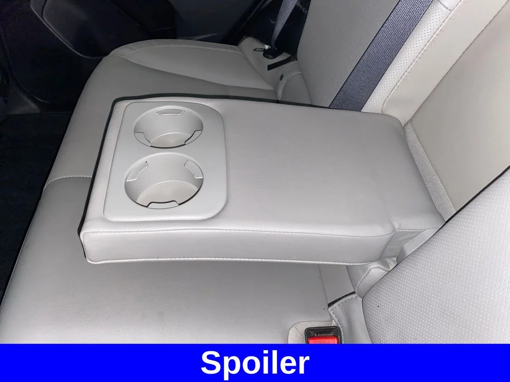 Used 2018 Silver Subaru 2.5i Limited image 12