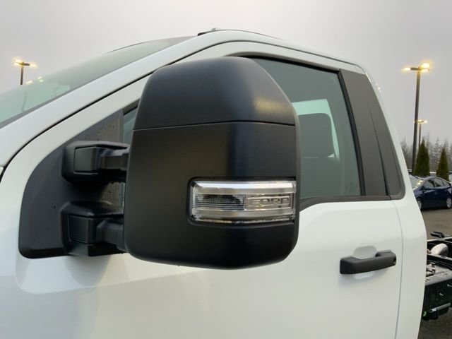 2024 Ford F-450 Super Duty Chassis Cab XL - Photo 7
