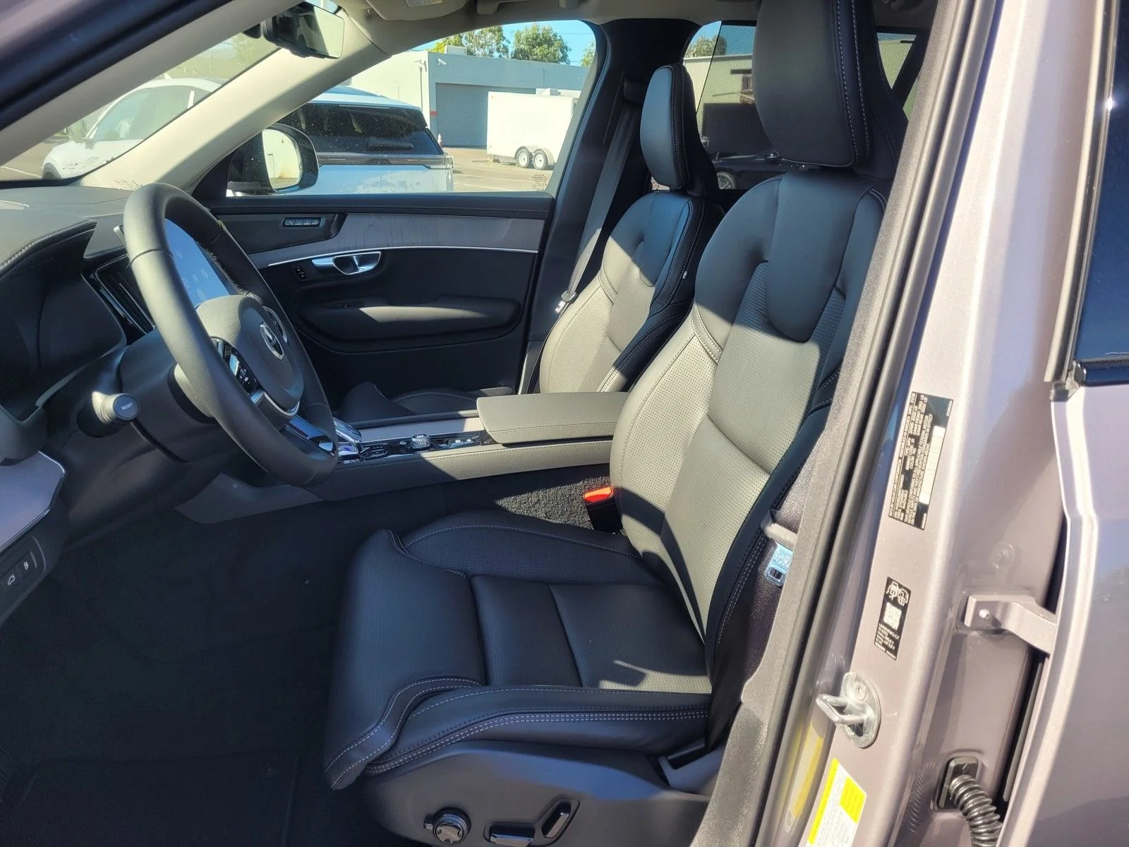 New 2026 Blue Volvo T8 Ultra image 9