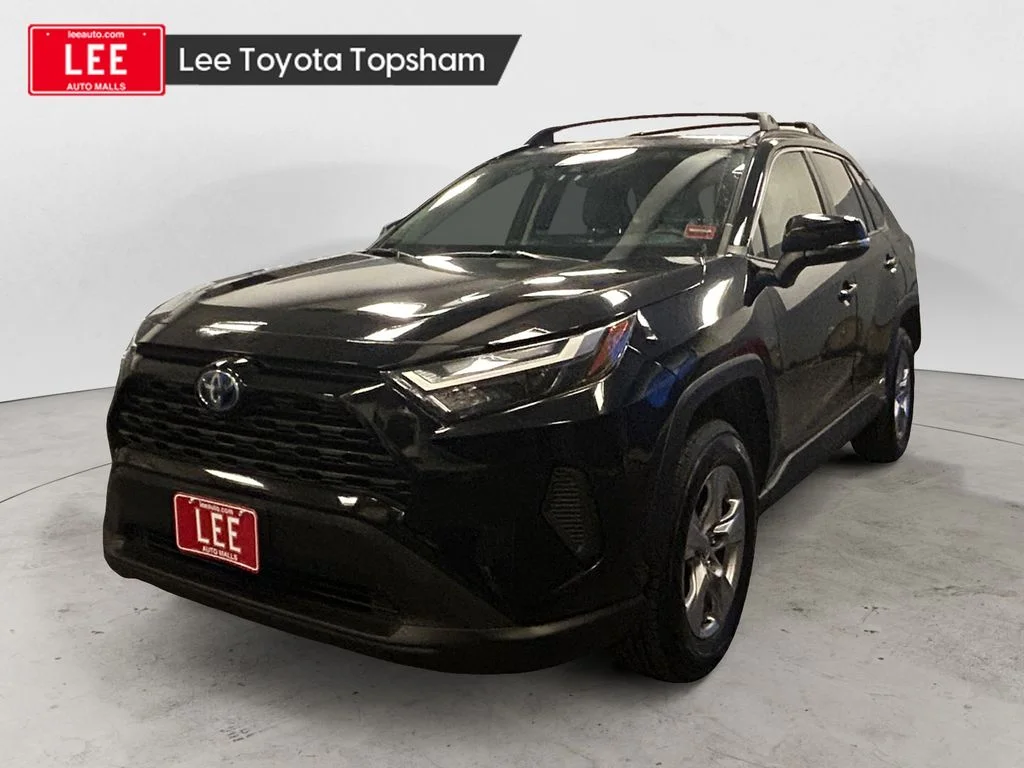 Used 2023 Midnight Black Toyota XLE image 1