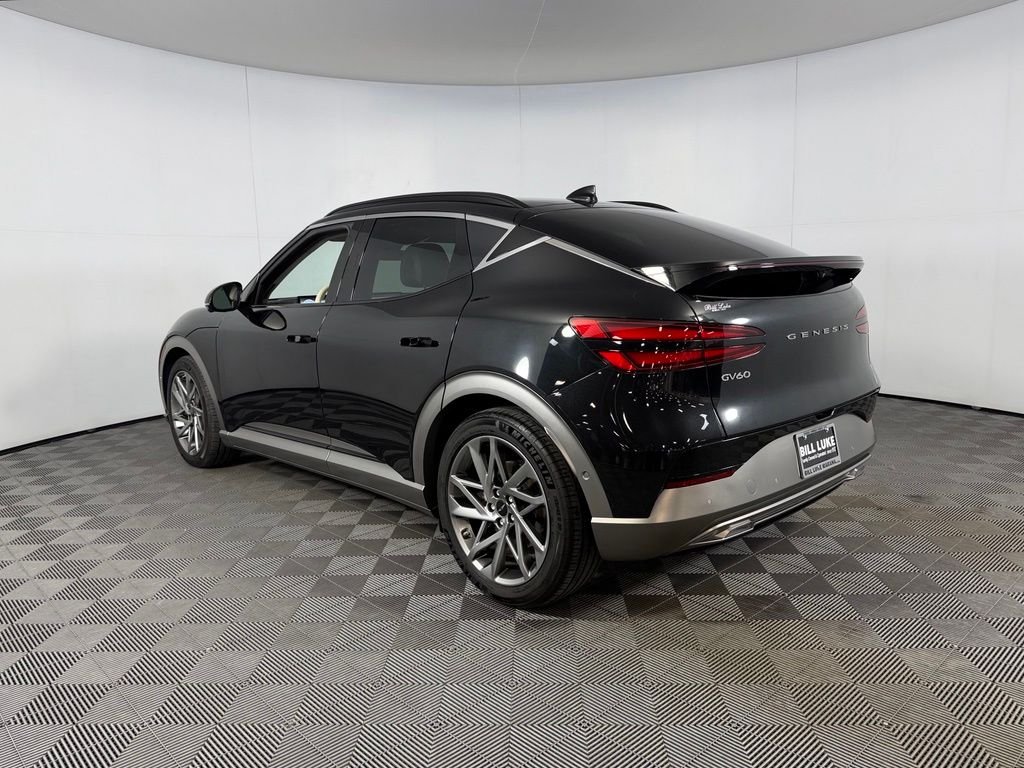 Used 2023 Black Genesis Advanced image 10