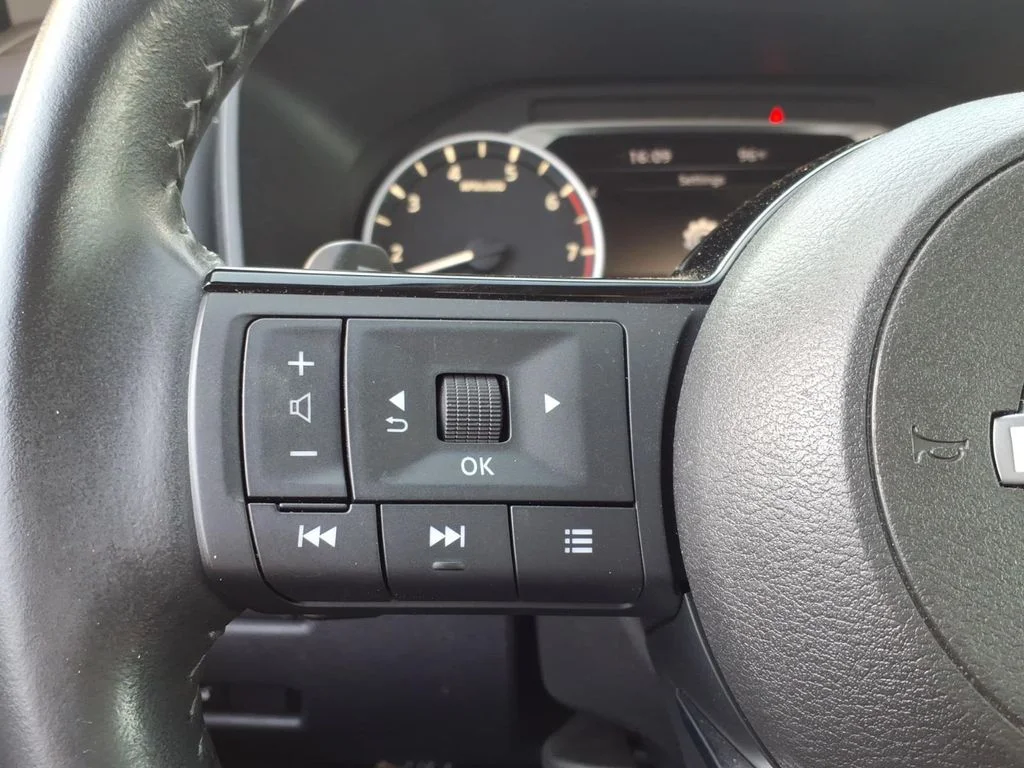 Certified Used 2023 Gray Nissan SL image 12