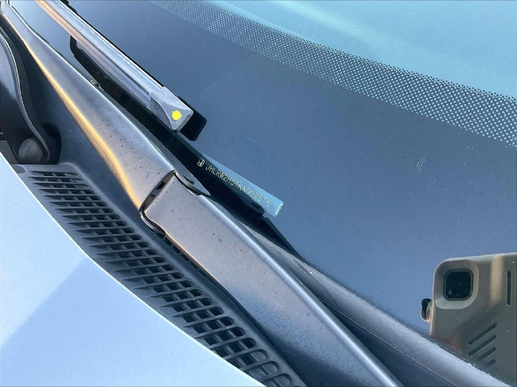 Used 2019 Silver Honda EX image 5