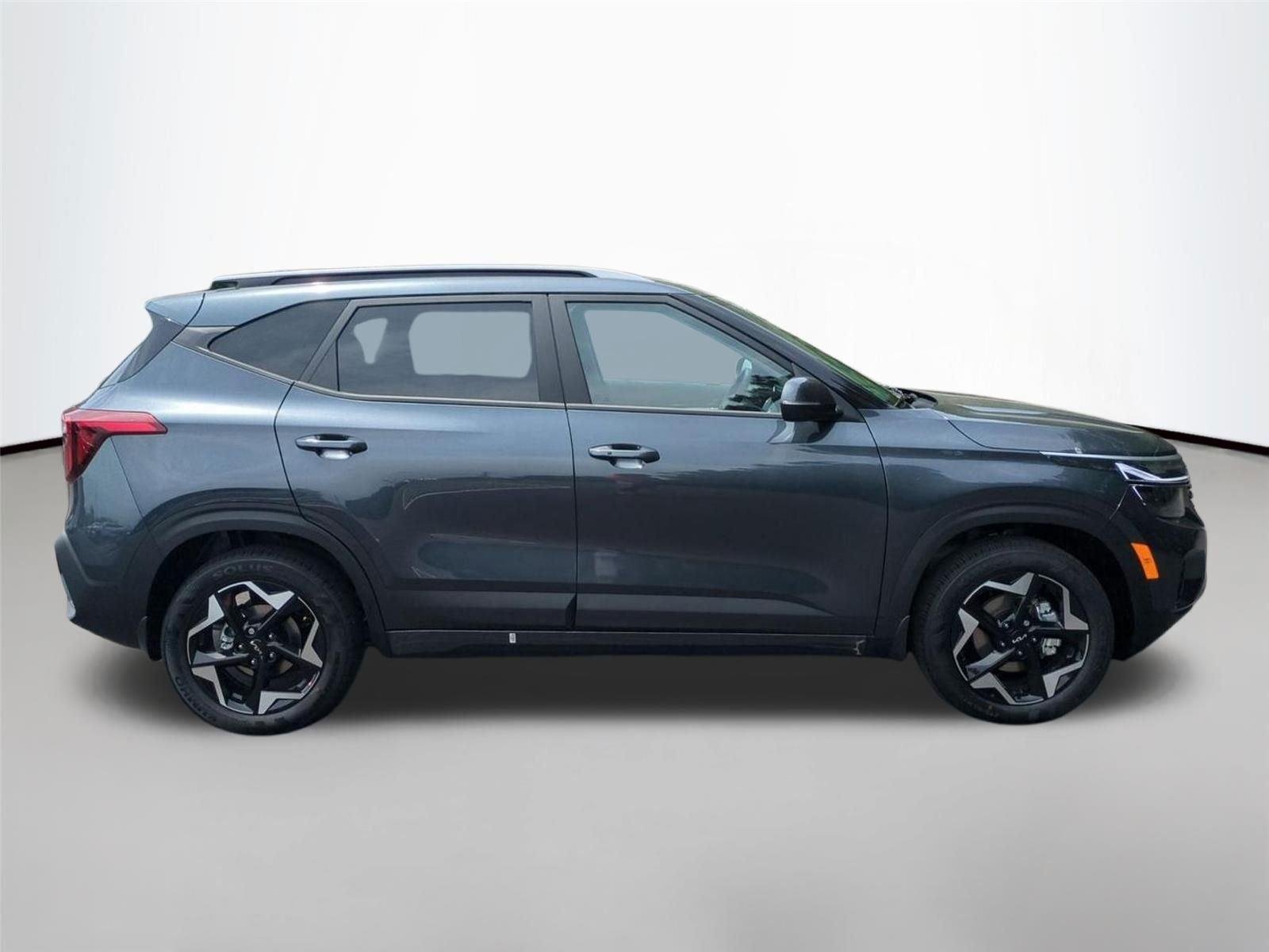 New 2026 Gravity Gray Kia S image 6