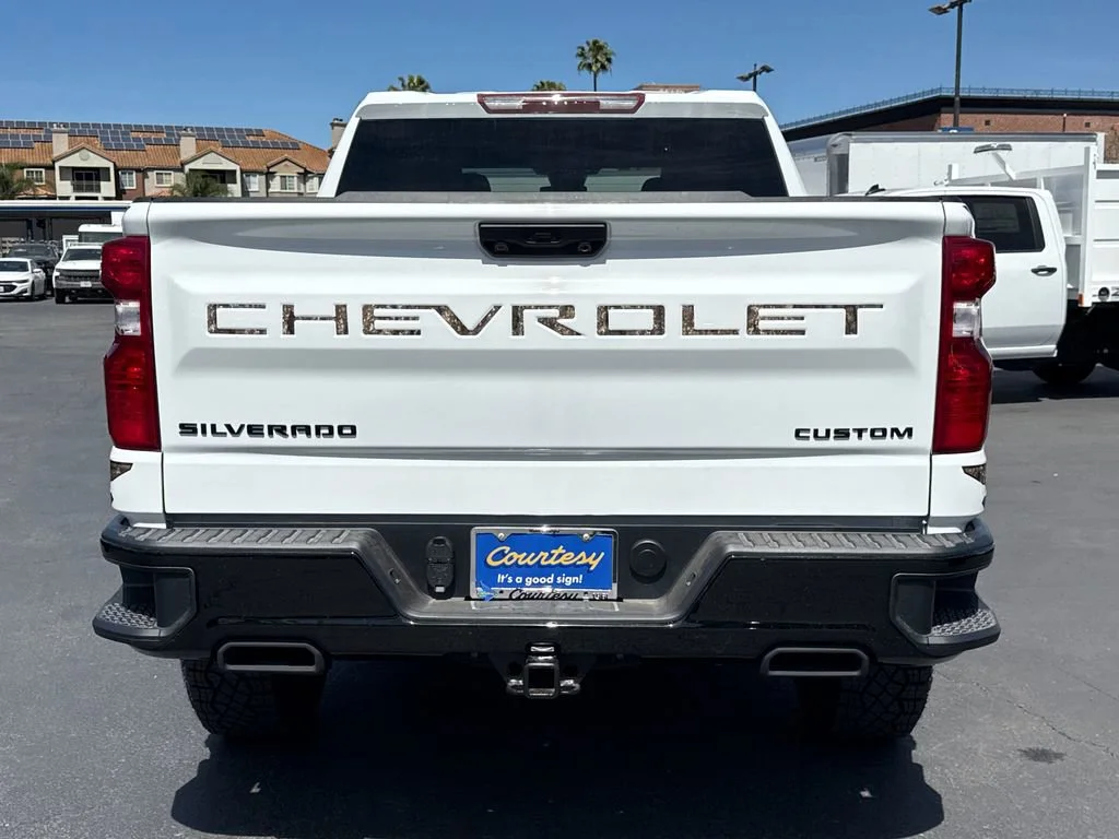 2026 Chevrolet Silverado 1500 Custom Trail Boss - Photo 6