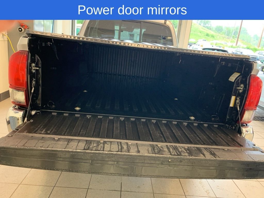 2020 Toyota Tacoma SR5 - Photo 16