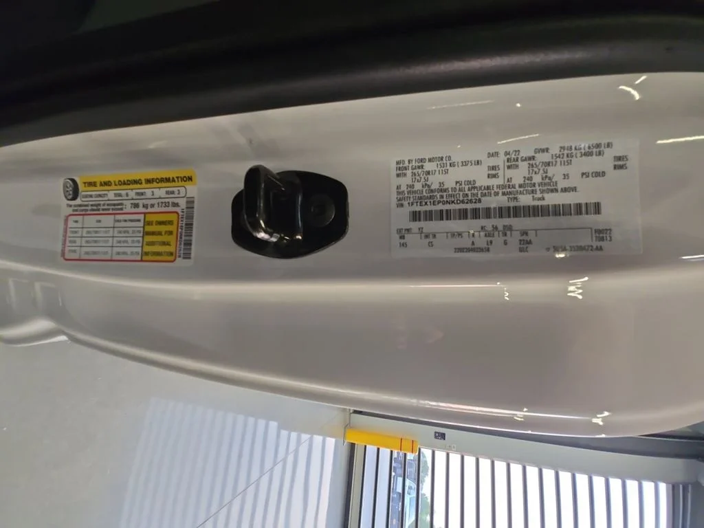 Used 2022 White Ford XL image 25