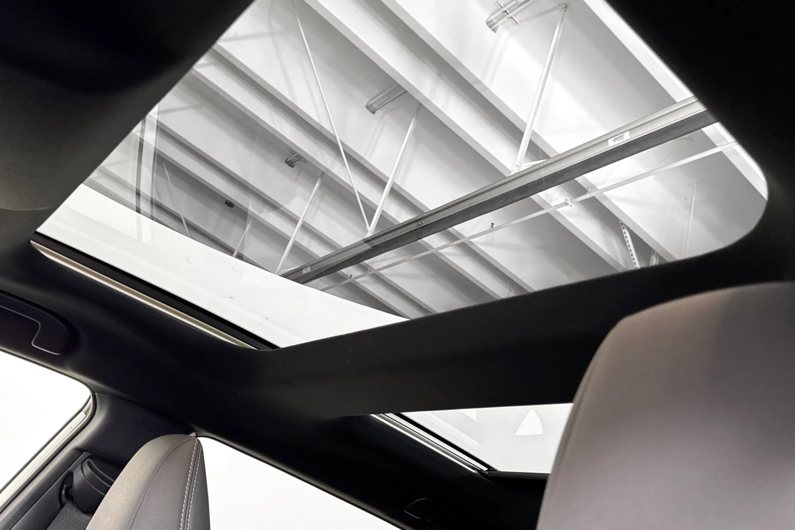 Used 2025 White Toyota Limited image 20