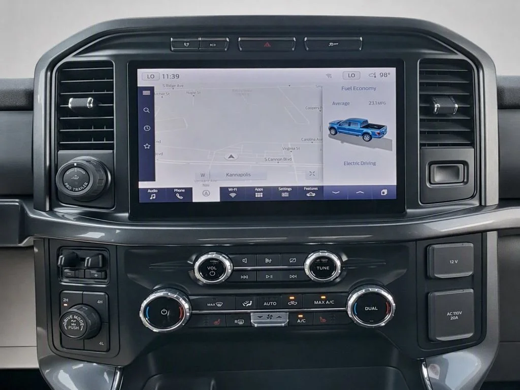 Used 2023 Gray Ford XLT image 16