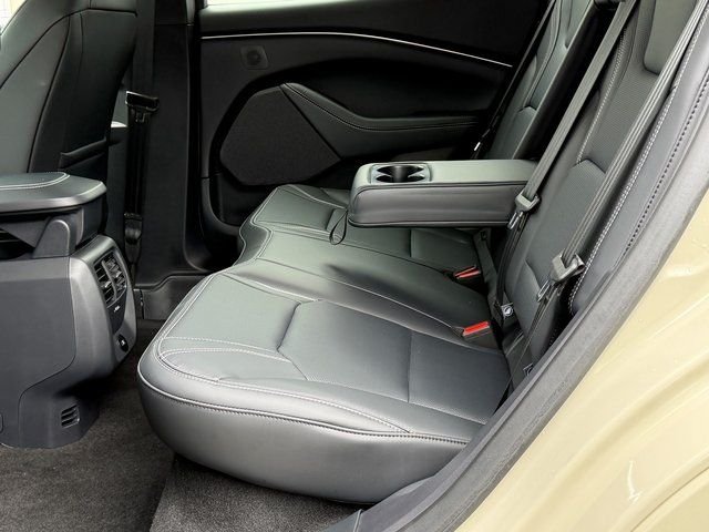 Used 2025 Beige Ford Premium image 4