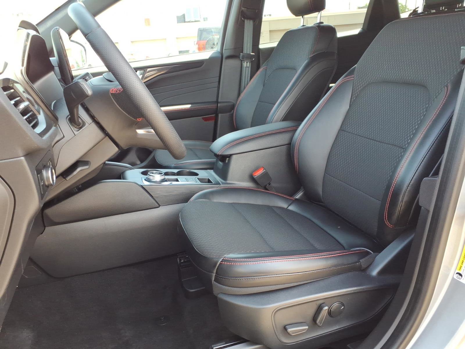 Certified Used 2024 Iconic Silver Metallic Ford ST-Line image 3
