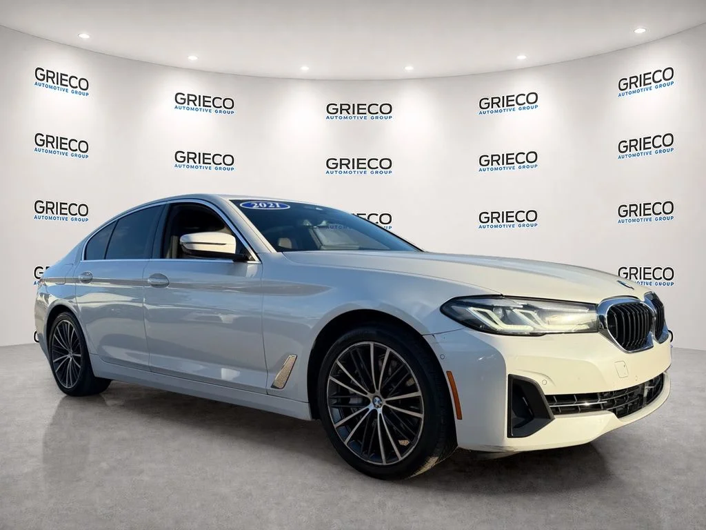 Used 2021 Mineral White Metallic BMW 540i image 1