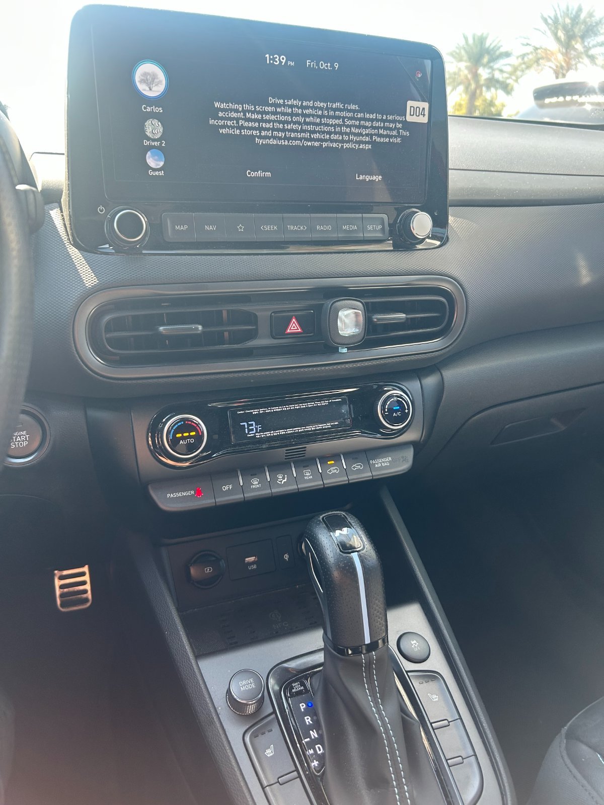 Used 2022 Red Hyundai Base image 7