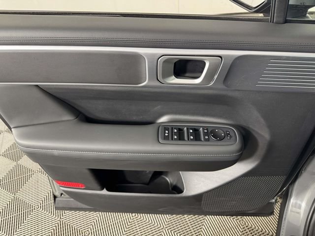 Used 2025 Gray Hyundai SEL image 17