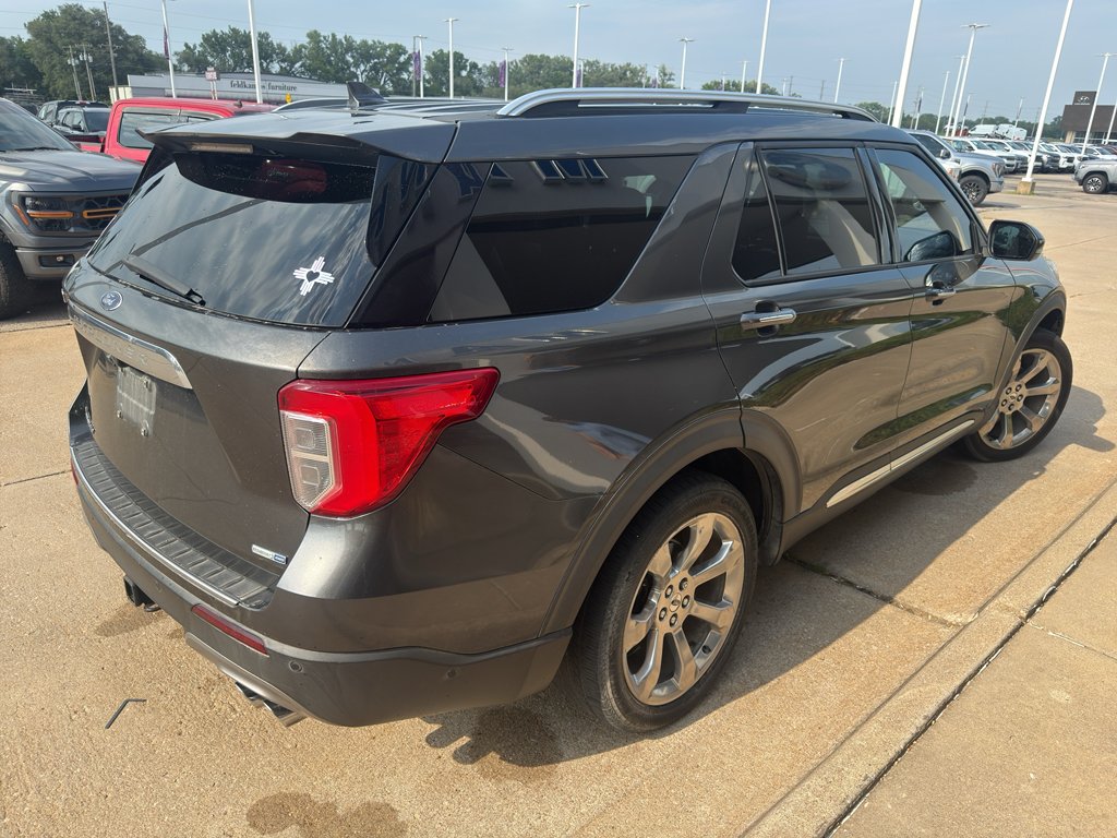 Used 2020 Magnetic Metallic Ford Platinum image 6