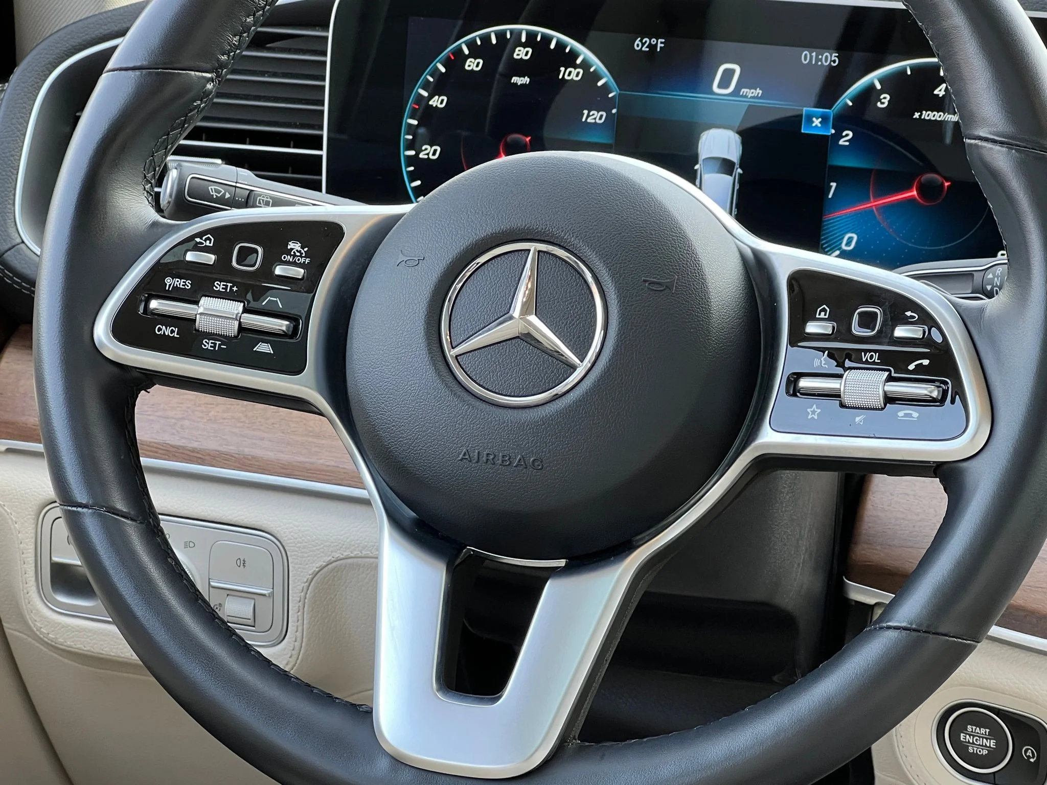 Used 2023 Gray Mercedes-Benz GLS 580 image 27
