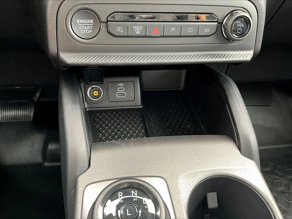 New 2026 Oxford White Ford Outer Banks® image 22