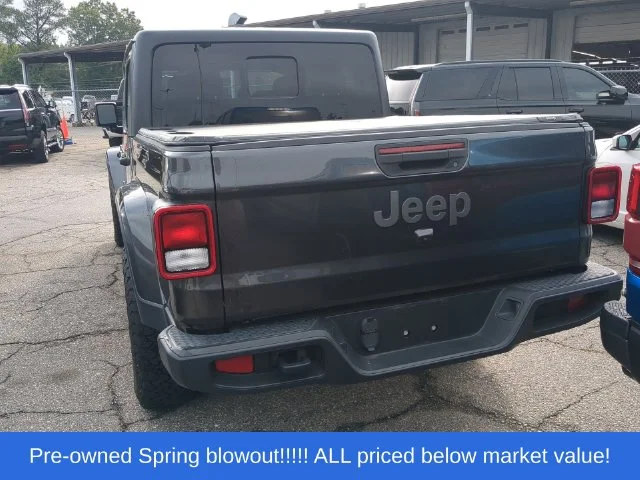 Used 2021 Gray Jeep Sport image 3