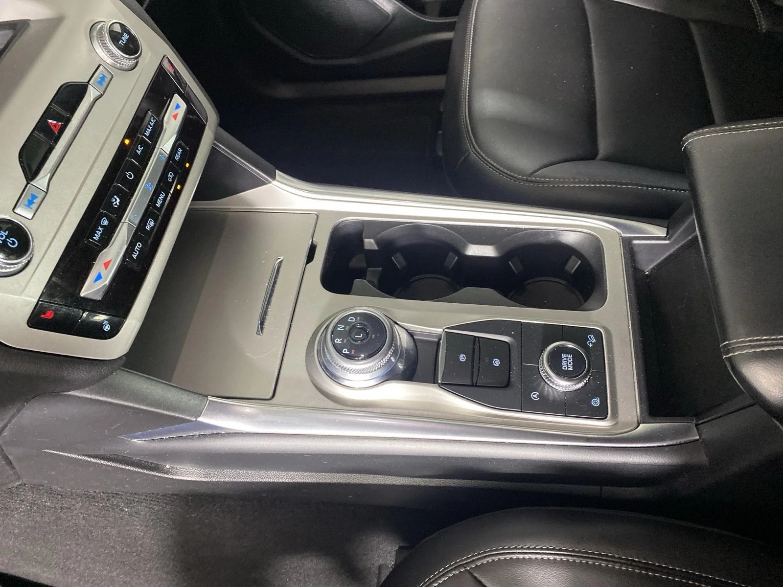 Used 2024 Agate Black Ford XLT image 25