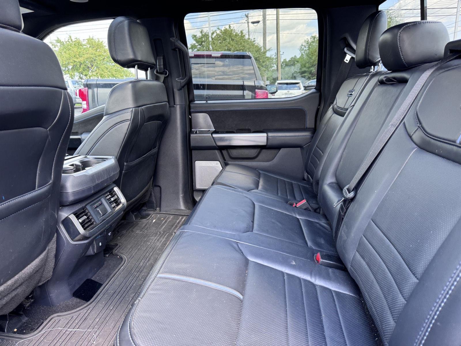 Used 2024 Agate Black Ford Platinum image 9