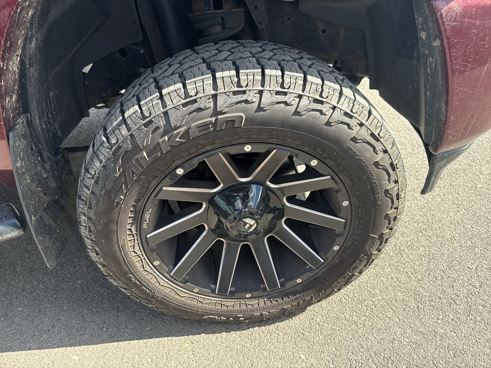 Used 2019 Delmonico Red Pearlcoat Ram Laramie image 5