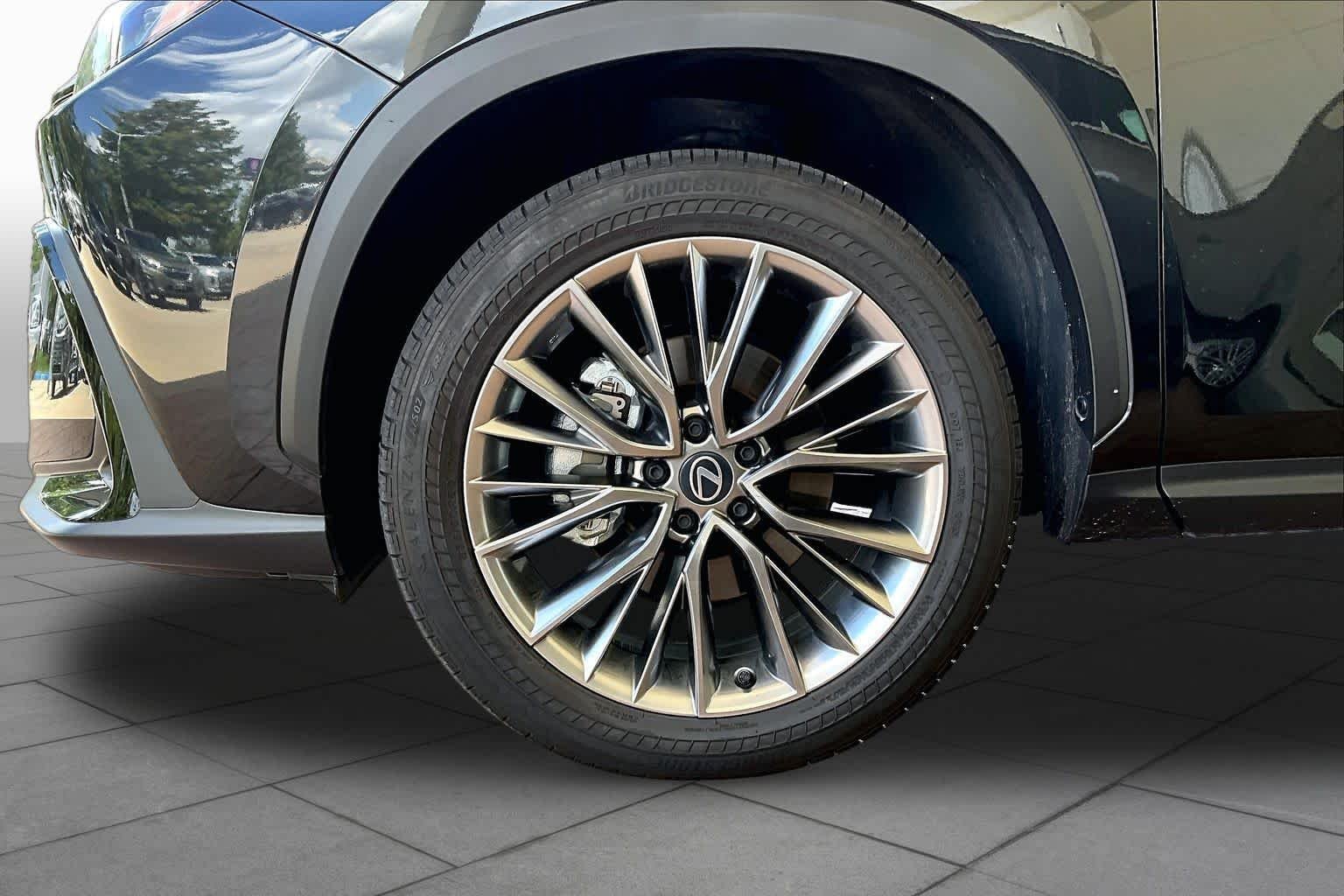 Used 2026 Caviar Lexus Luxury image 9