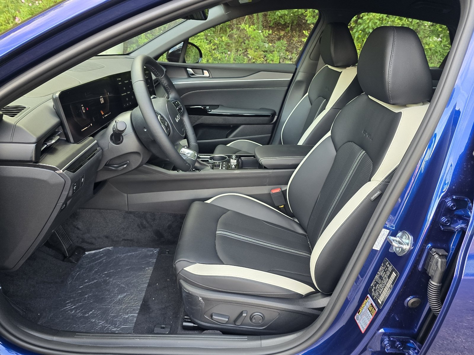 New 2026 Yacht Blue Kia GT-Line FWD image 5