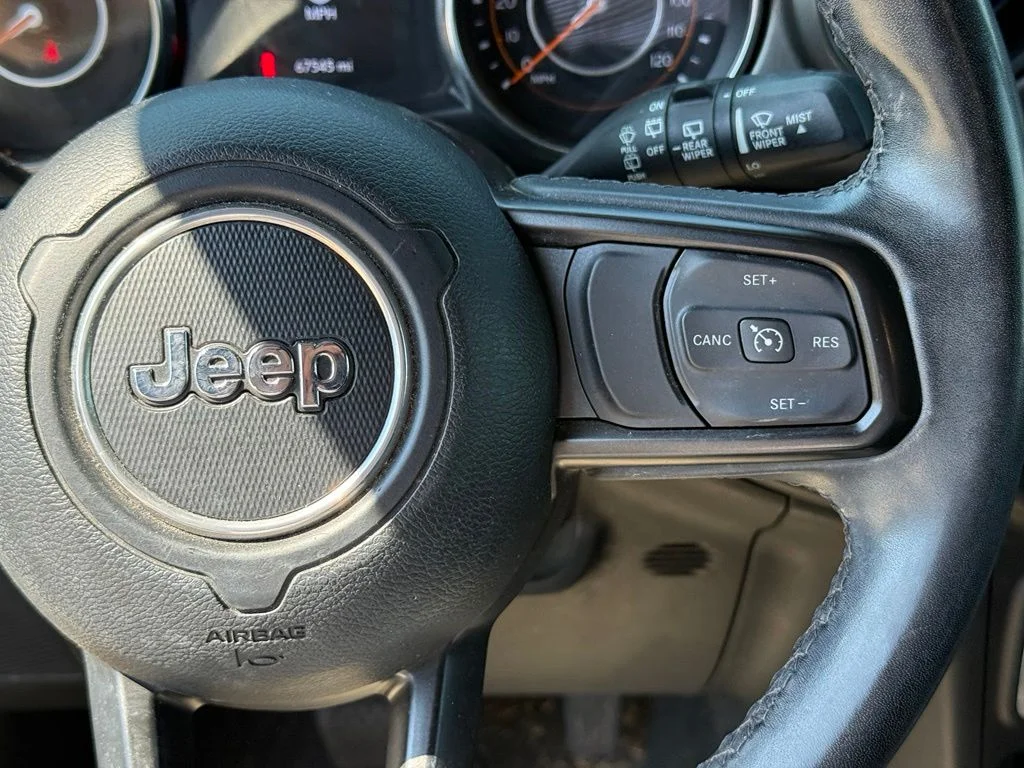 Used 2022 Black Jeep Willys image 17