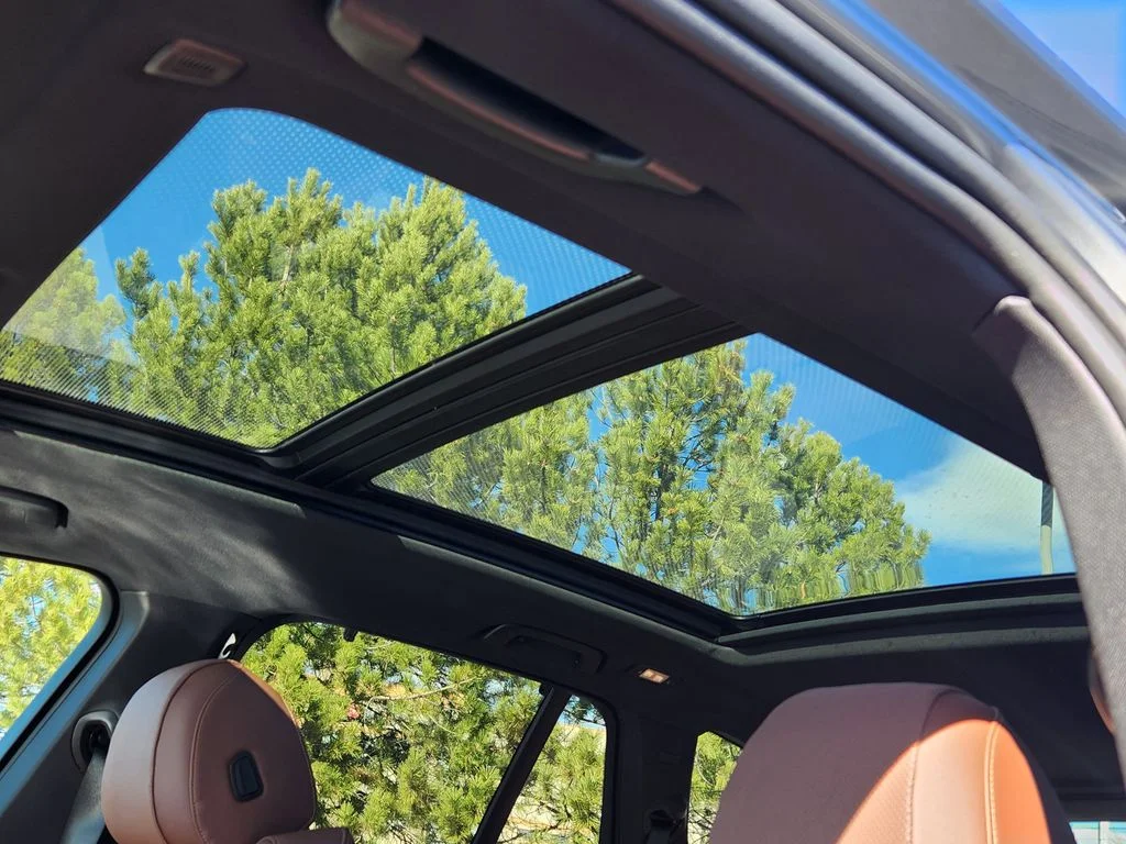 New 2026 Skyscraper Grey Metallic BMW xDrive50e image 19