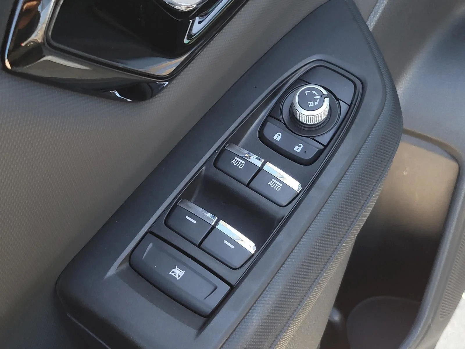 2026 Subaru Forester Limited - Photo 19