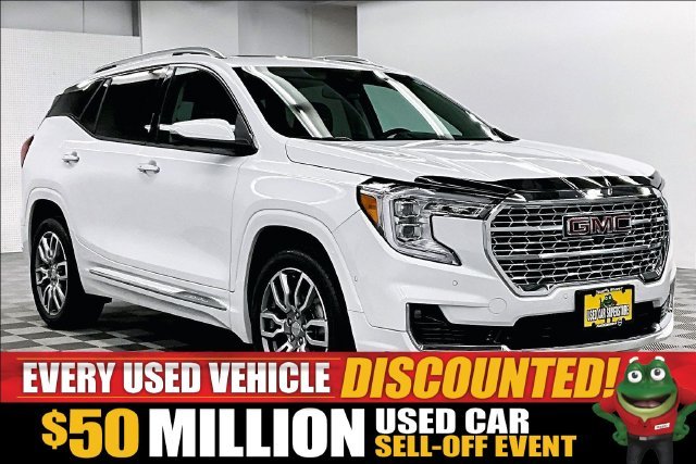 Used 2024 Summit White GMC Denali image 1