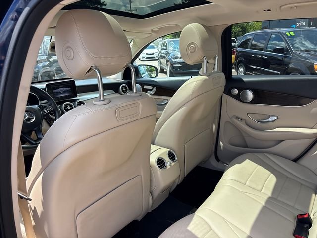 Used 2019  Mercedes-Benz GLC 300 image 9