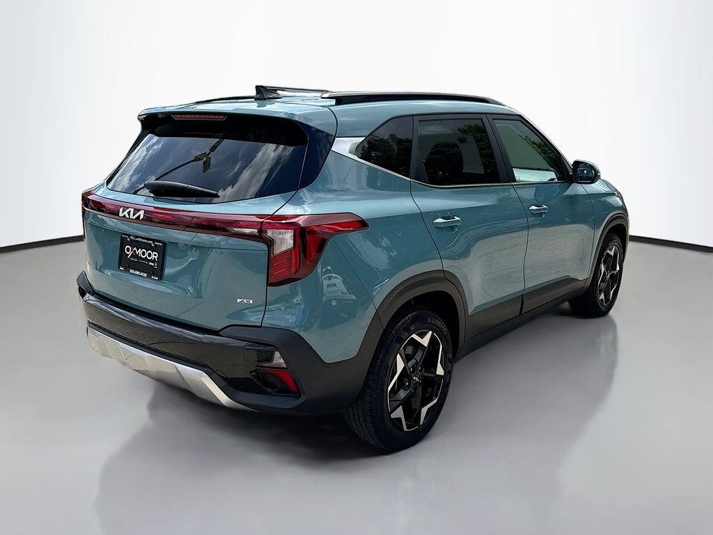 Used 2024 Pluton Blue Kia EX image 7