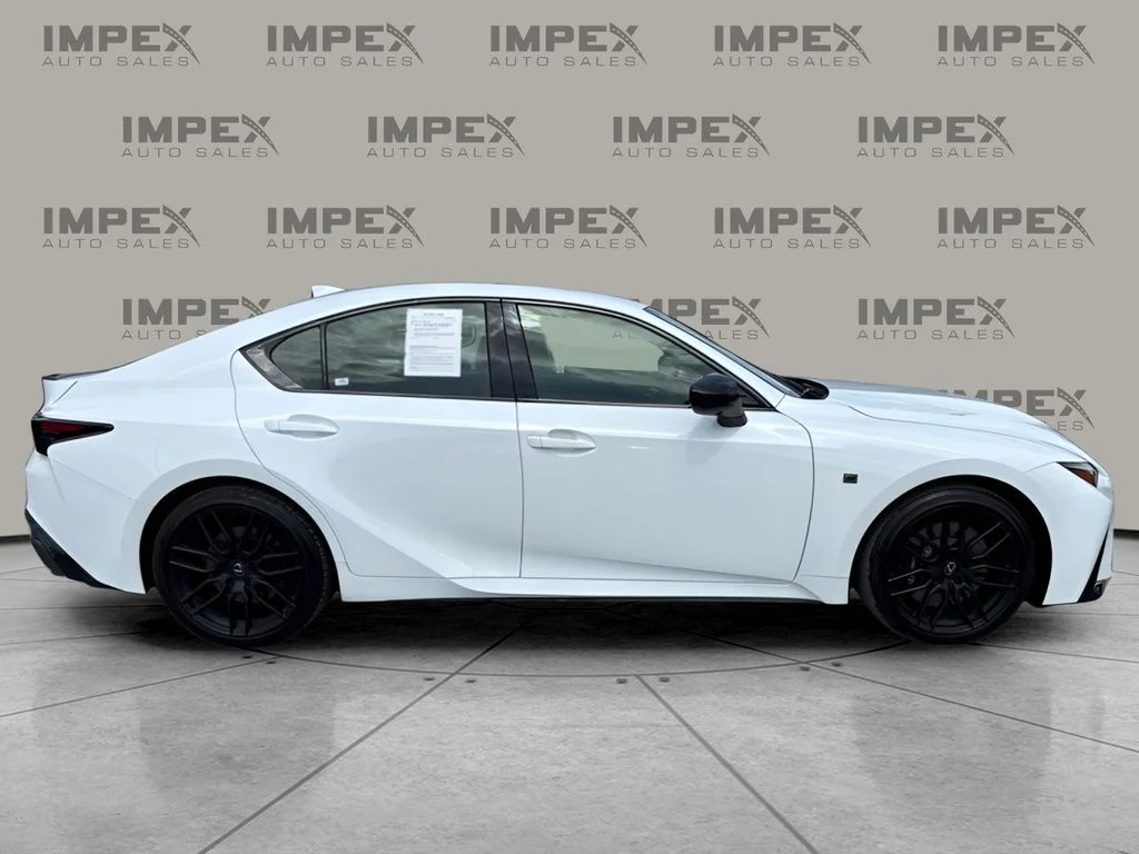 Used 2024 White Lexus 500 F SPORT Performance Premium image 6