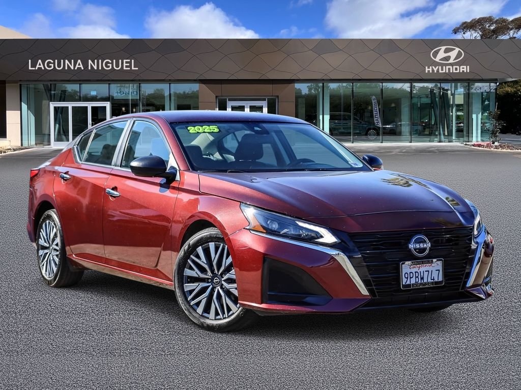 2025 Nissan Altima
